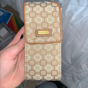Nine West wallet/phone holder